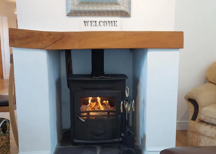 Gadlys Cottage Sea Views Dog Friendly