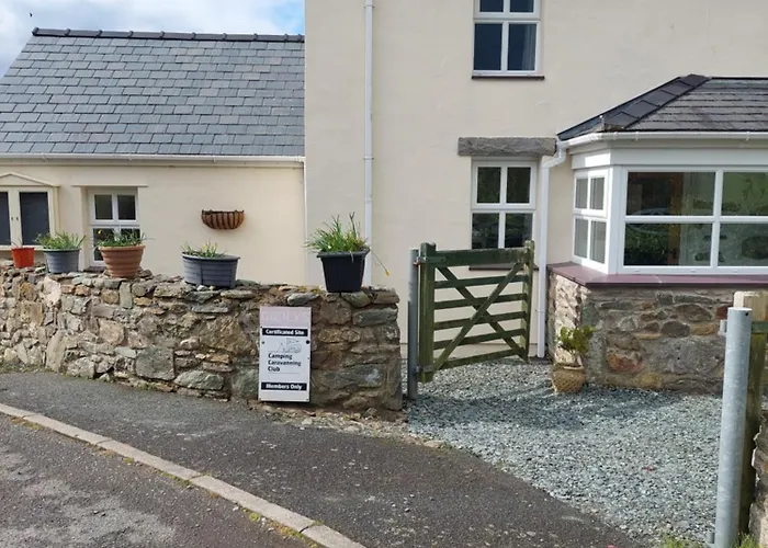 Gadlys Cottage Sea Views Dog Friendly